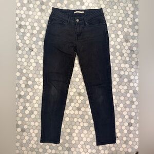 Levi’s 711 Skinny Jeans